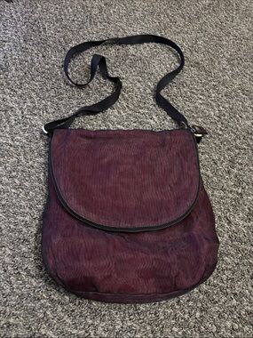 Smateria mesh crossbody purse burgundy adjustable strap boho zipper detail Y2K